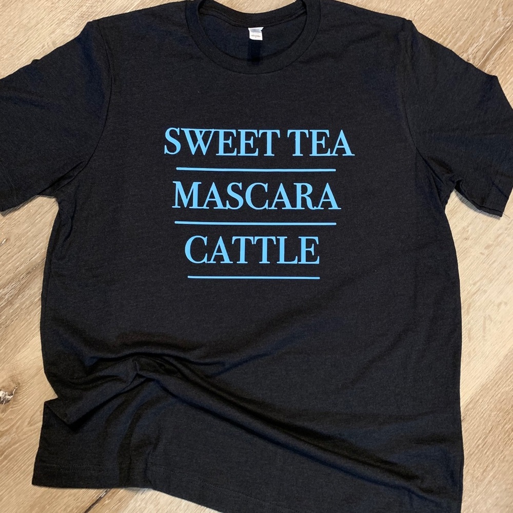 Large Bella Unisex Sweet Tea, Mascara, Cattle